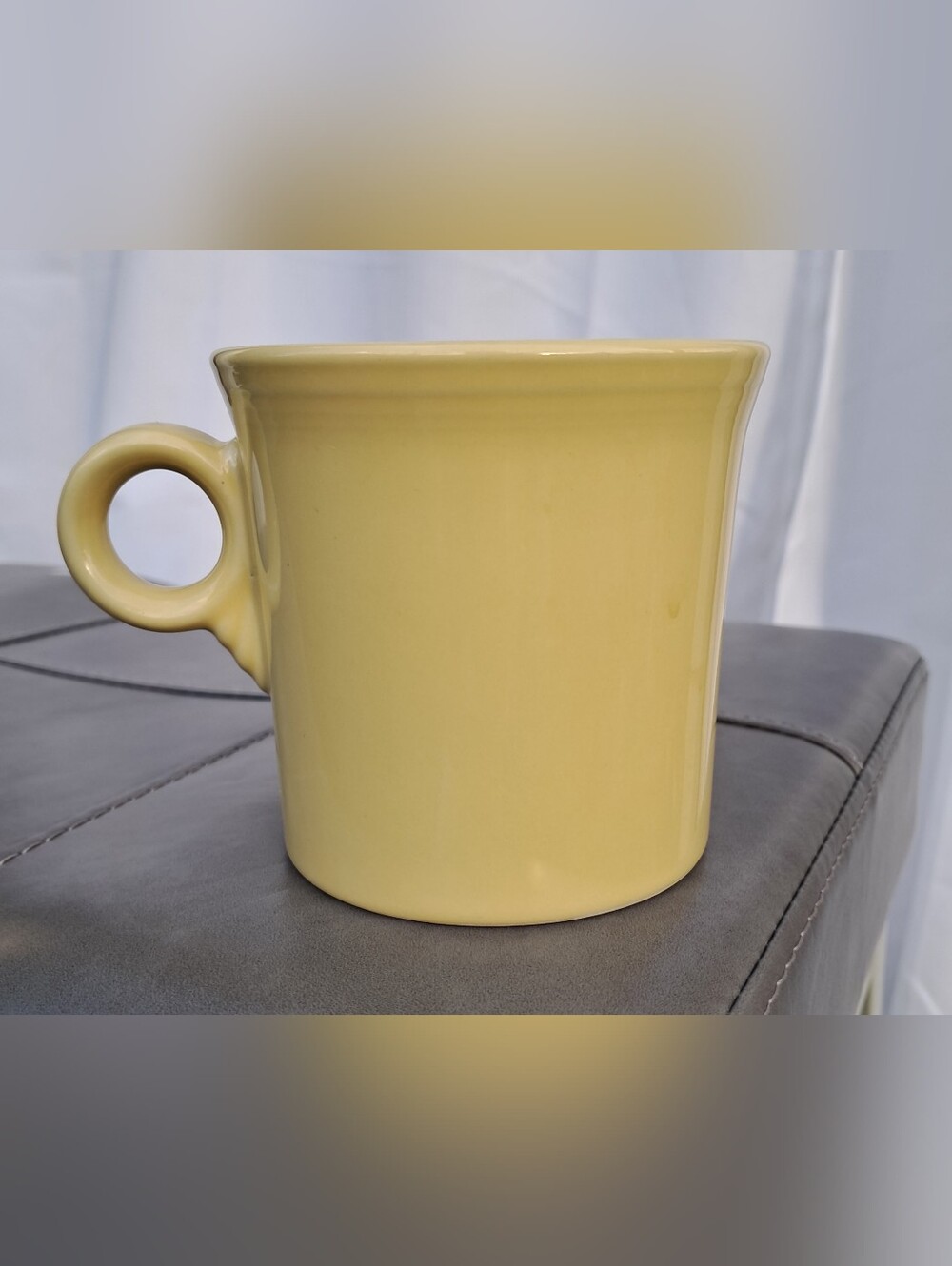 Fiestaware Yellow Coffee Mug Ring Handle 10 oz Ceramic Cup Homer Laughlin USA - Picture 3 of 4